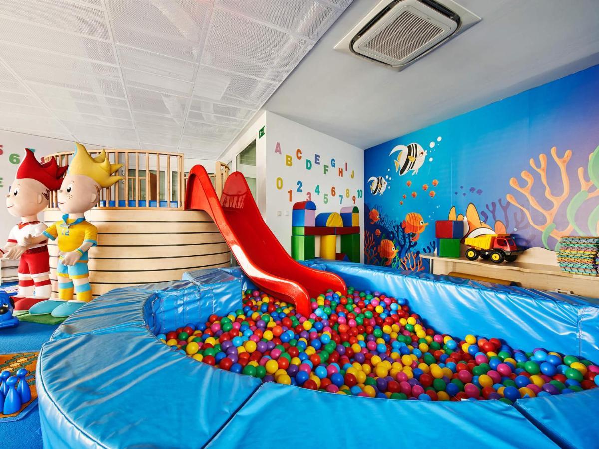 Апартаменты Vacationclub - Seaside Apartament 112 Колобжег Экстерьер фото