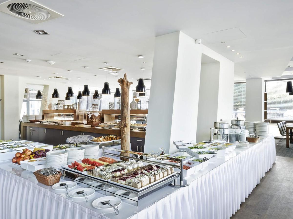 Апартаменты Vacationclub - Seaside Apartament 112 Колобжег Экстерьер фото